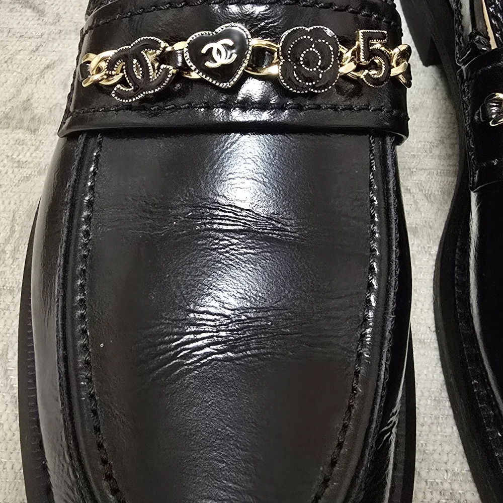 Chanel Loafers Black